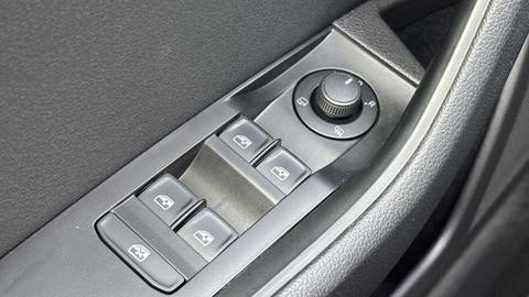 2022 Škoda Superb — sličica 17