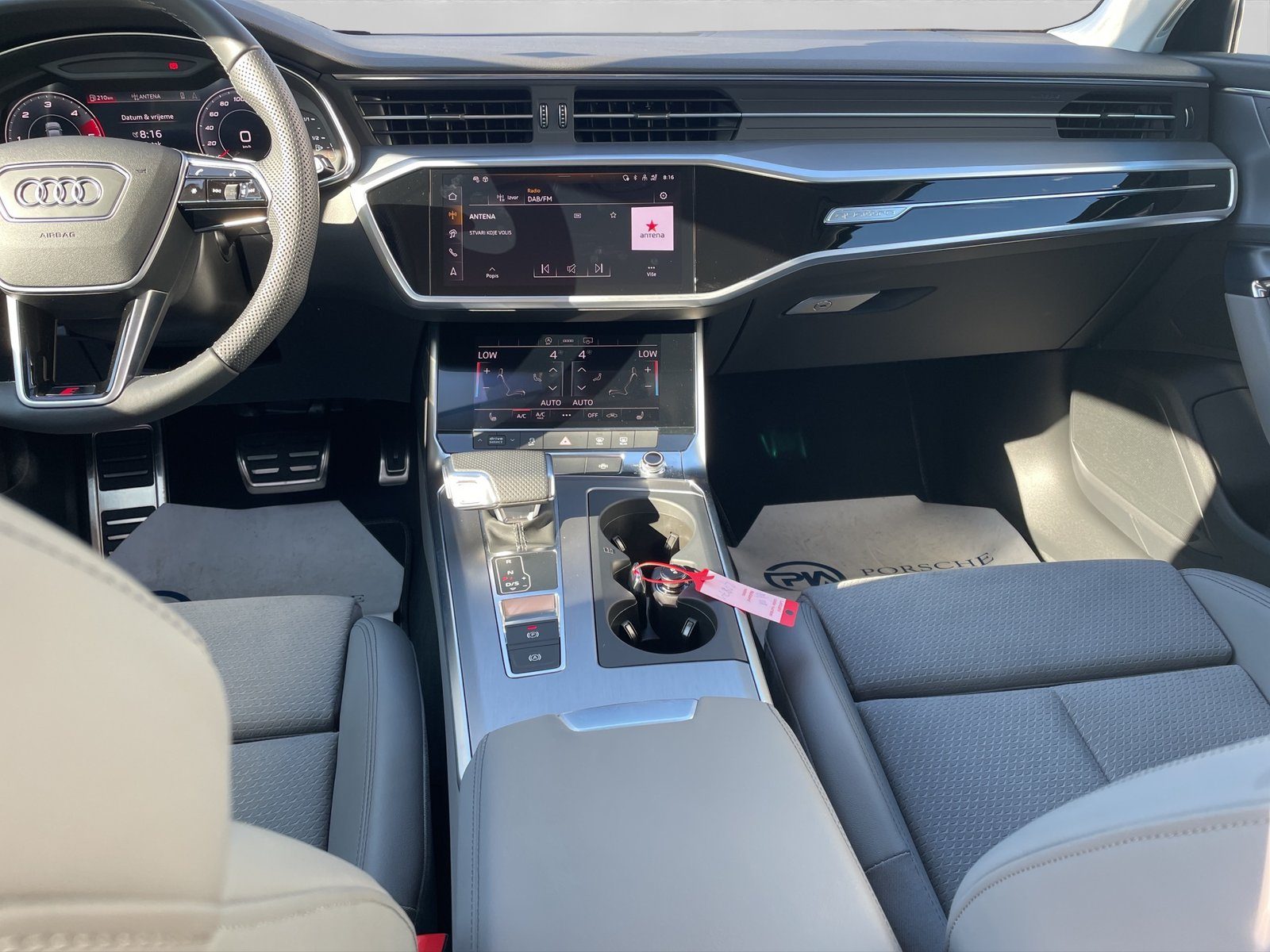 2024 Audi S6 Avant — fotografija 14