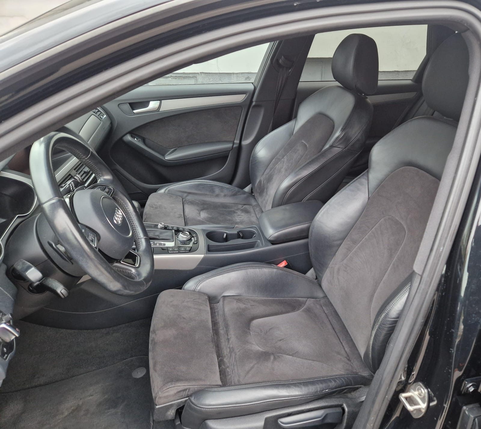 2012 Audi A4 — fotografija 12