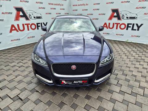 2016 Jaguar XF — sličica 2