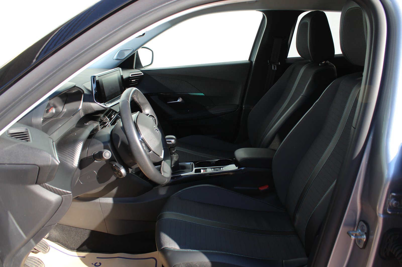 2022 Peugeot 2008 — fotografija 8