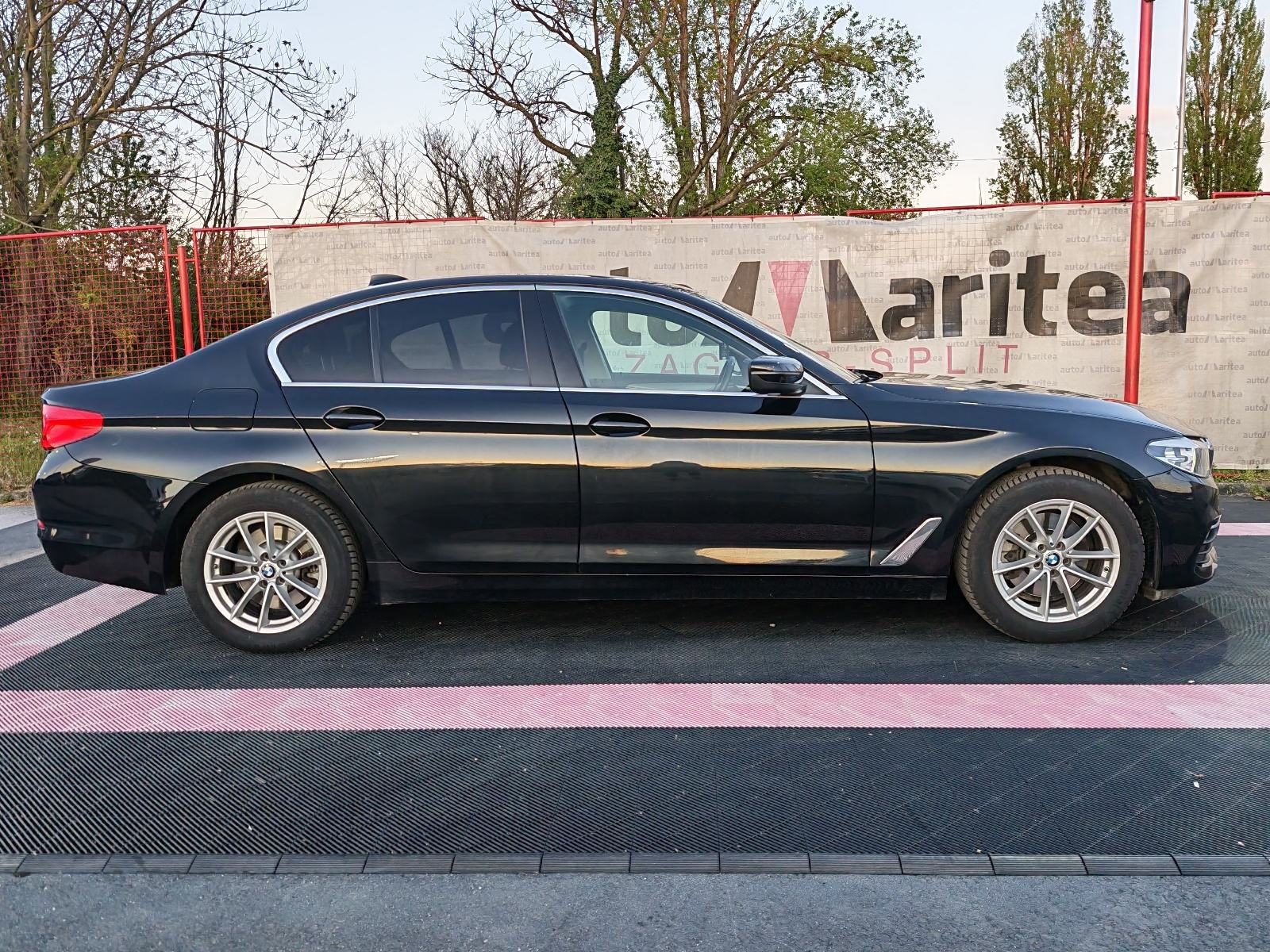 2017 BMW Serija 5 — fotografija 20