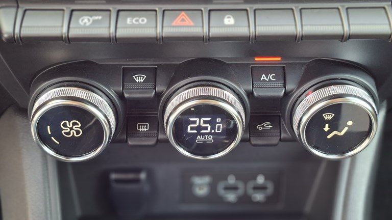 2022 Renault Captur — fotografija 16