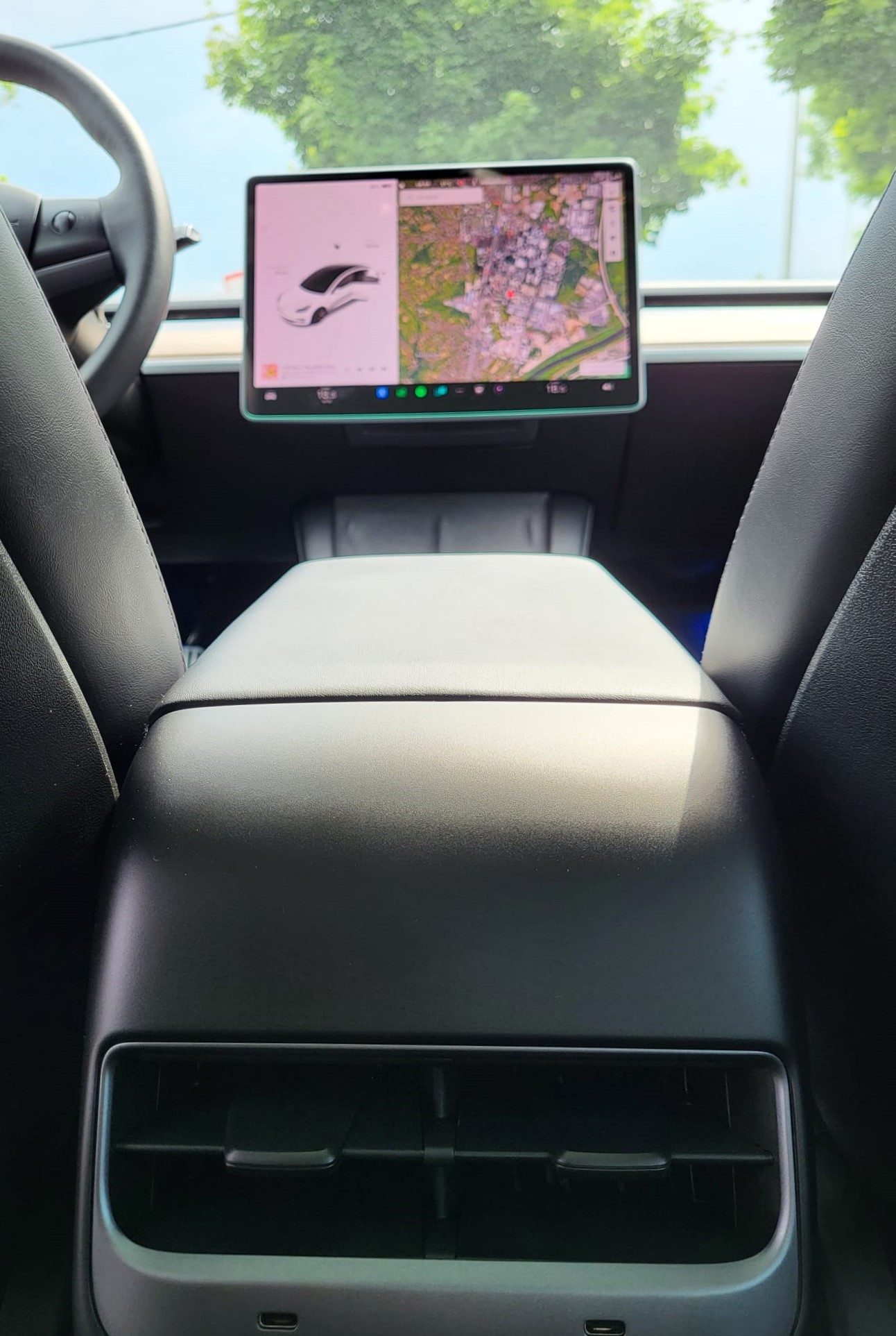 2021 Tesla Model 3 — fotografija 24