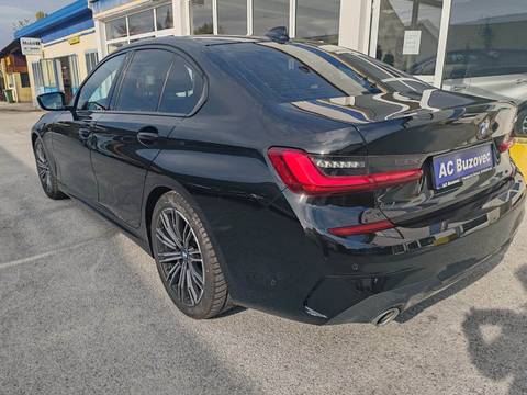 2022 BMW Serija 3 — sličica 3