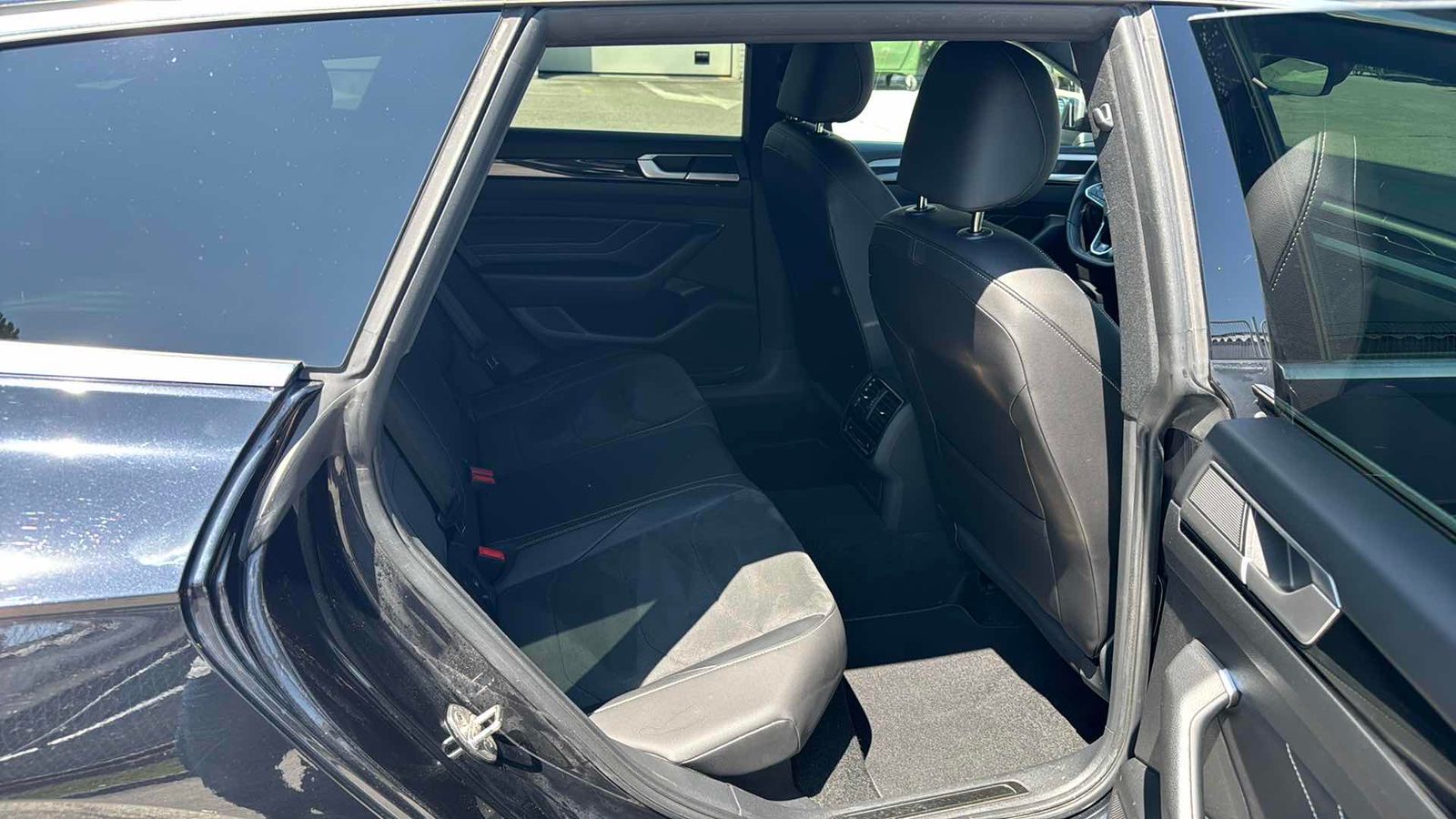 2022 Volkswagen Arteon Shooting Brake — fotografija 10