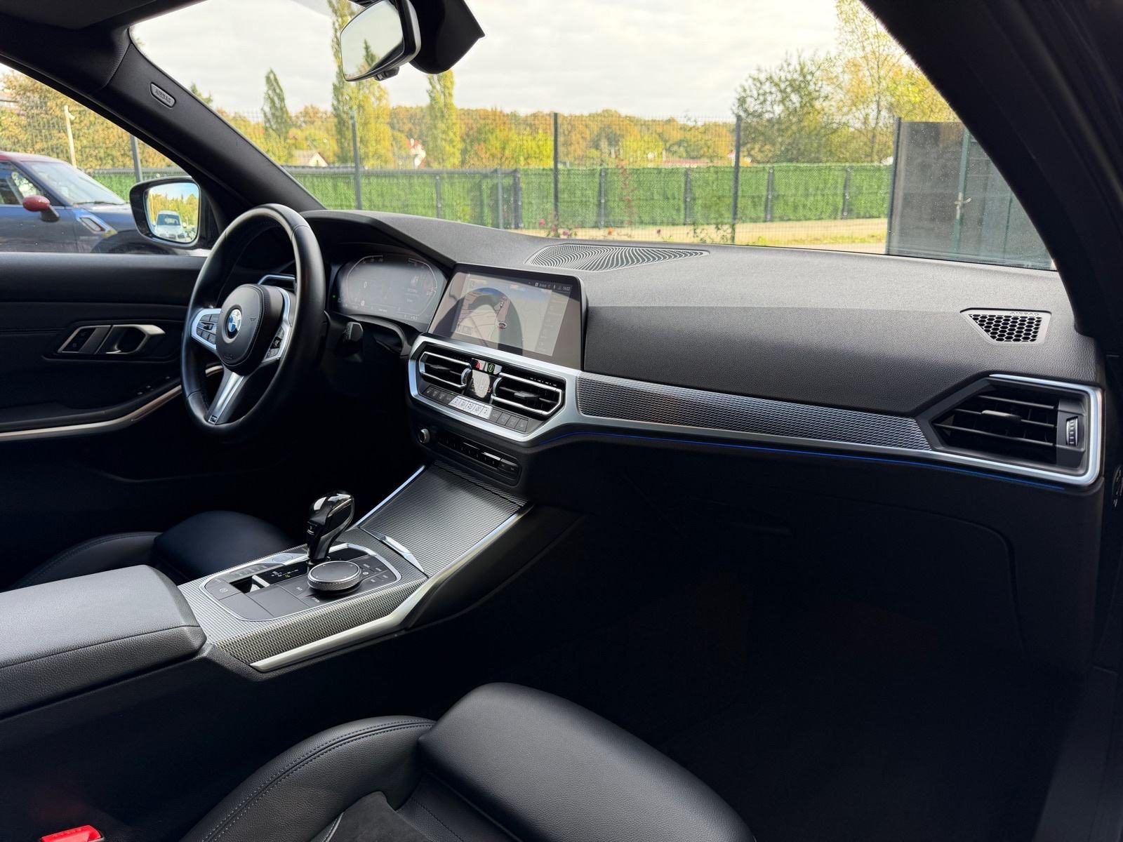 2021 BMW Serija 3 M Sport — fotografija 5