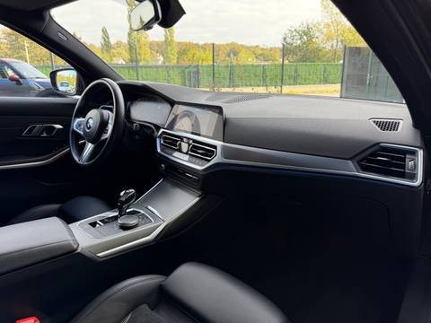 2021 BMW Serija 3 M Sport — sličica 5