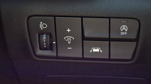 2020 Kia Sportage — sličica 25