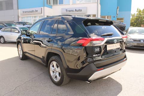 2021 Toyota RAV4 — sličica 7