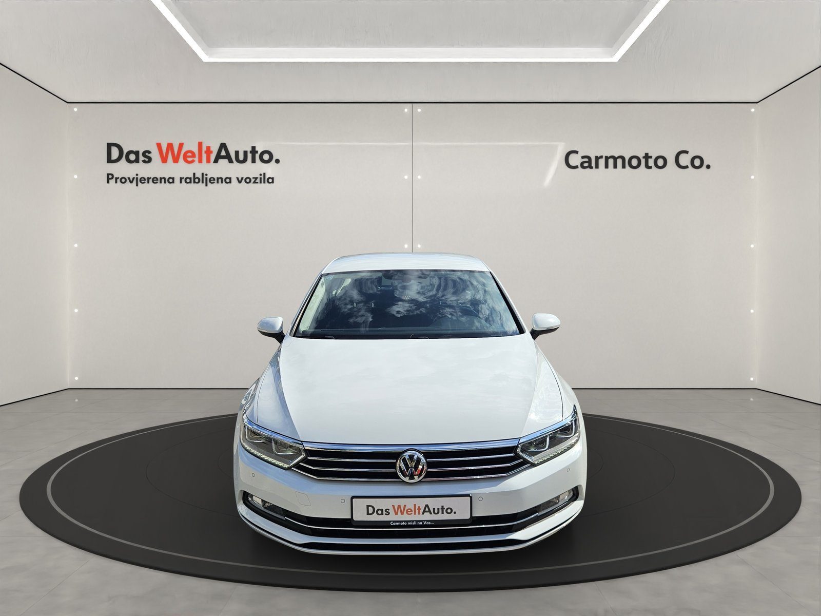 2019 Volkswagen Passat — fotografija 8