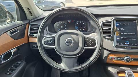 2022 Volvo XC90 — sličica 10