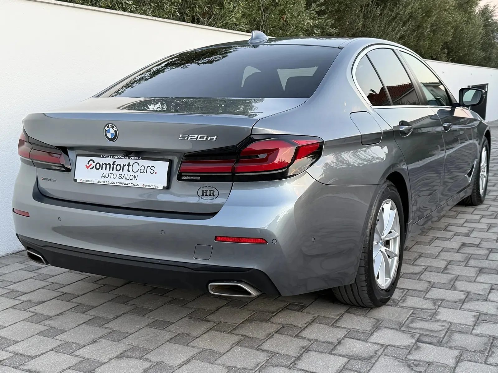2021 BMW Serija 5 — fotografija 6