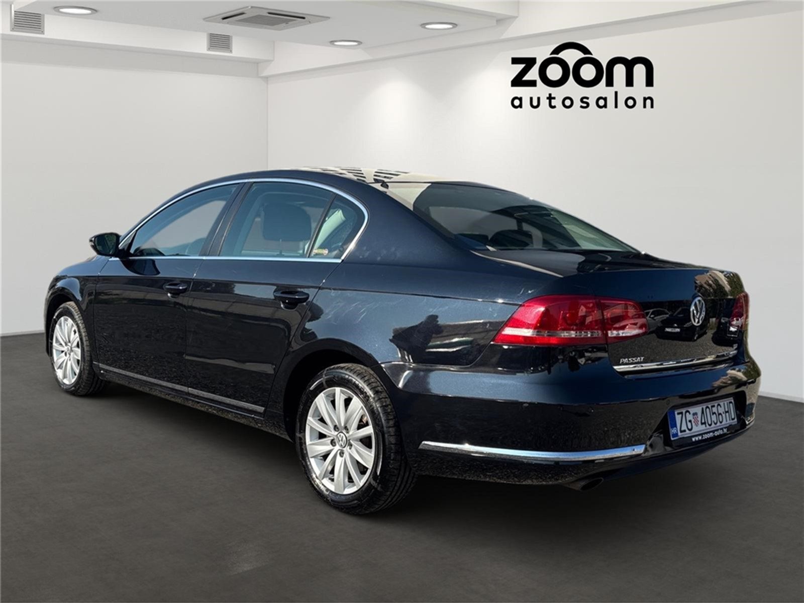 2011 Volkswagen Passat — fotografija 3