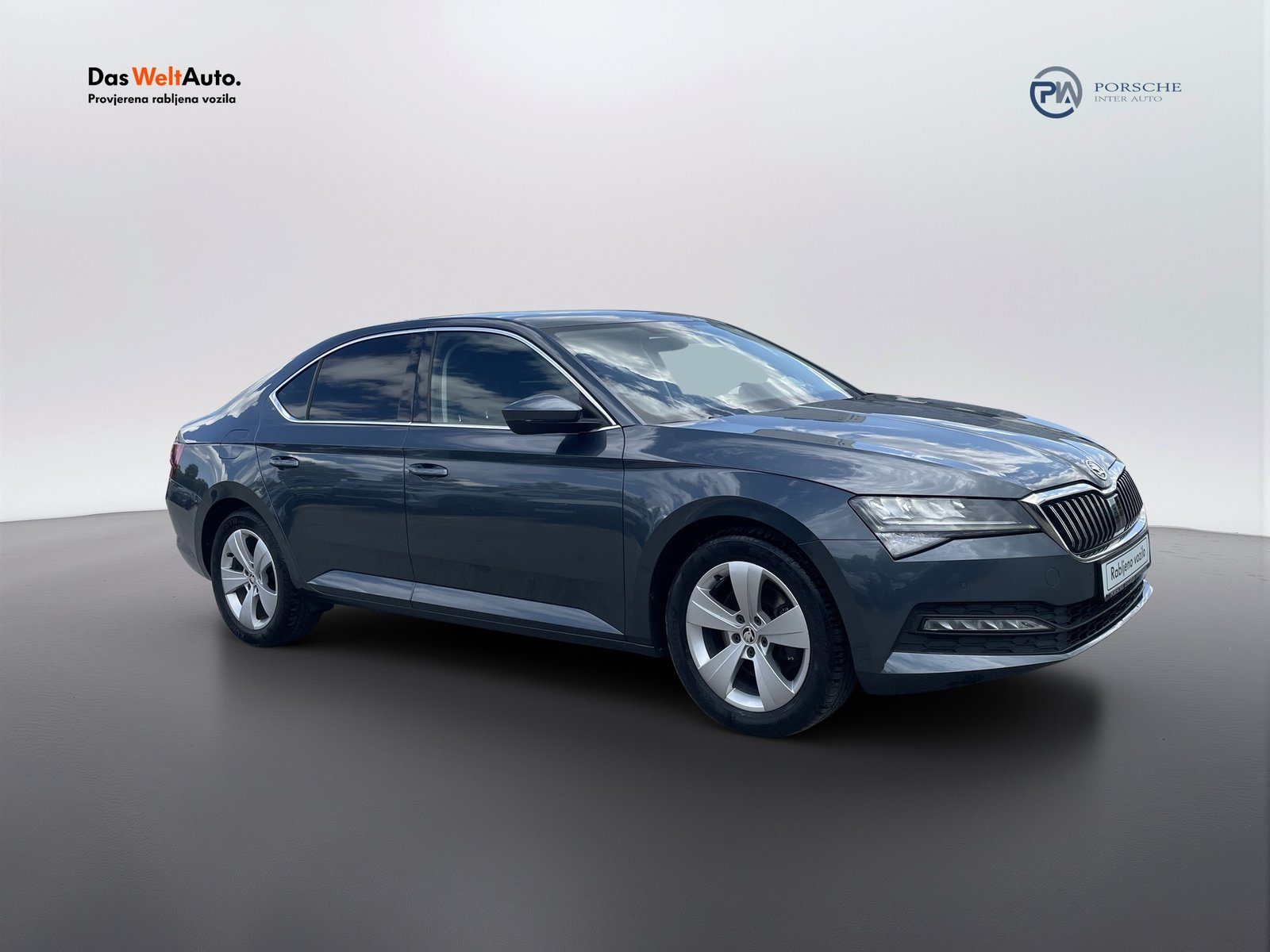 2021 Škoda Superb — fotografija 6