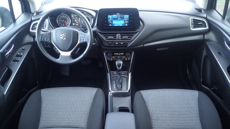 2023 Suzuki S-Cross — fotografija 4
