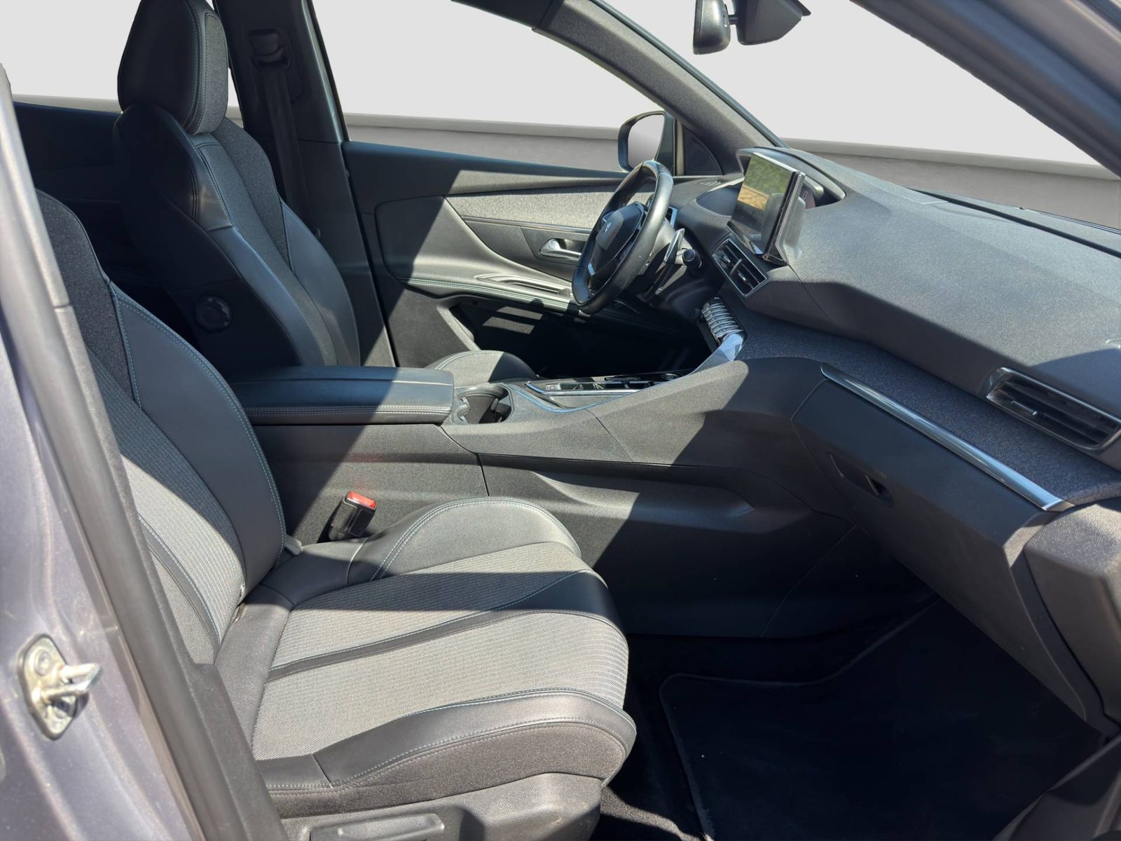 2023 Peugeot 3008 — fotografija 12