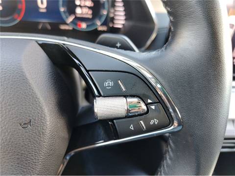 2022 Škoda Octavia Combi — sličica 17