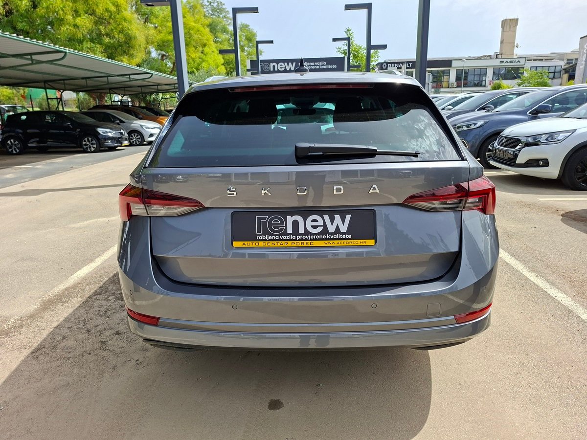 2022 Škoda Octavia Combi — fotografija 3