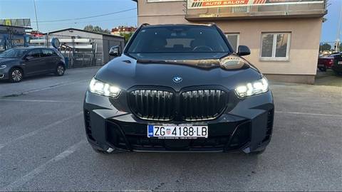 2025 BMW X5 — sličica 2