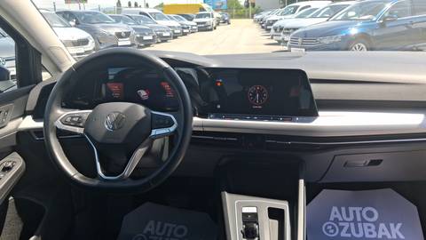 2024 Volkswagen Golf — sličica 11
