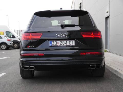 2015 Audi Q7 — sličica 16