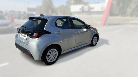 2022 Toyota Yaris — sličica 7