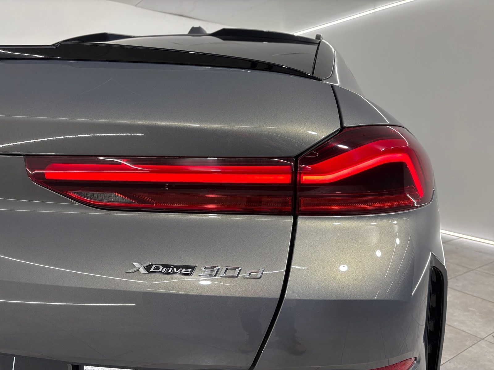 2025 BMW X6 — fotografija 14
