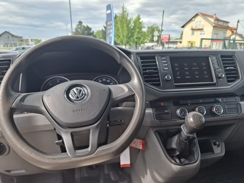 2017 Volkswagen Crafter — fotografija 13