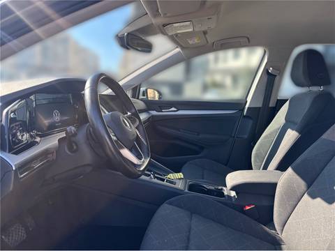 2022 Volkswagen Golf — sličica 7