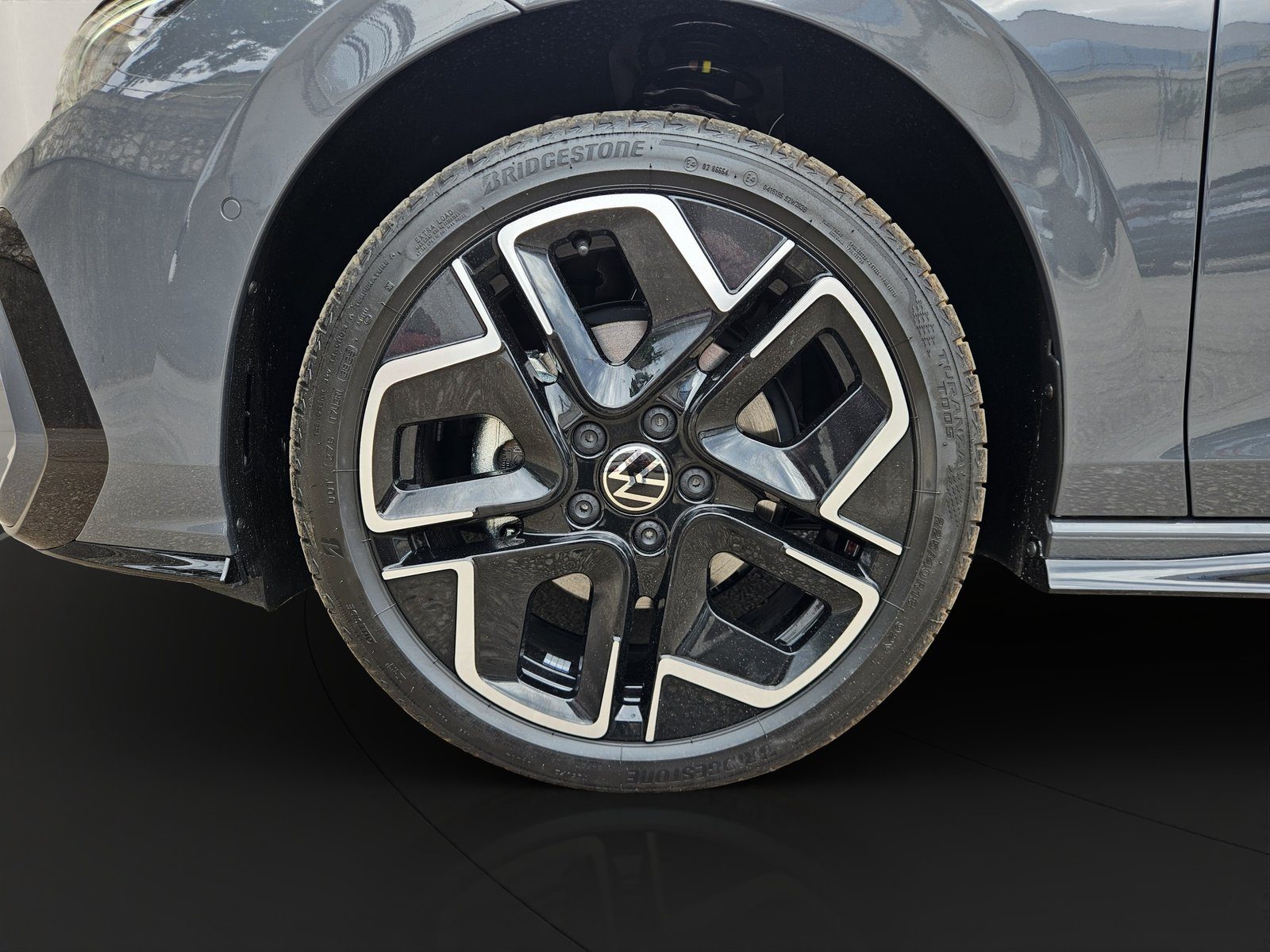 2026 Volkswagen Golf R-Line — fotografija 9