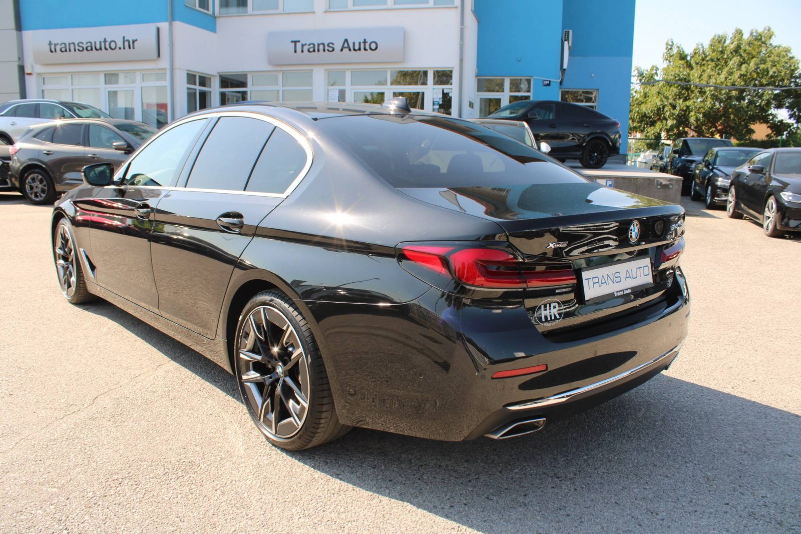 2022 BMW Serija 5 — fotografija 7