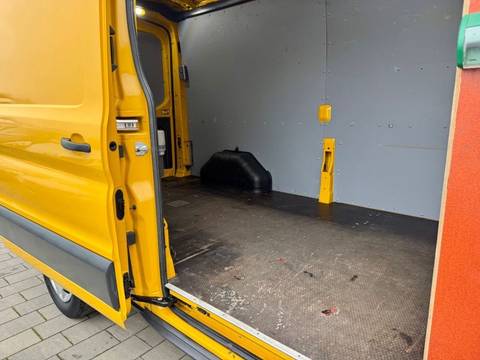 2020 Ford Transit — sličica 11