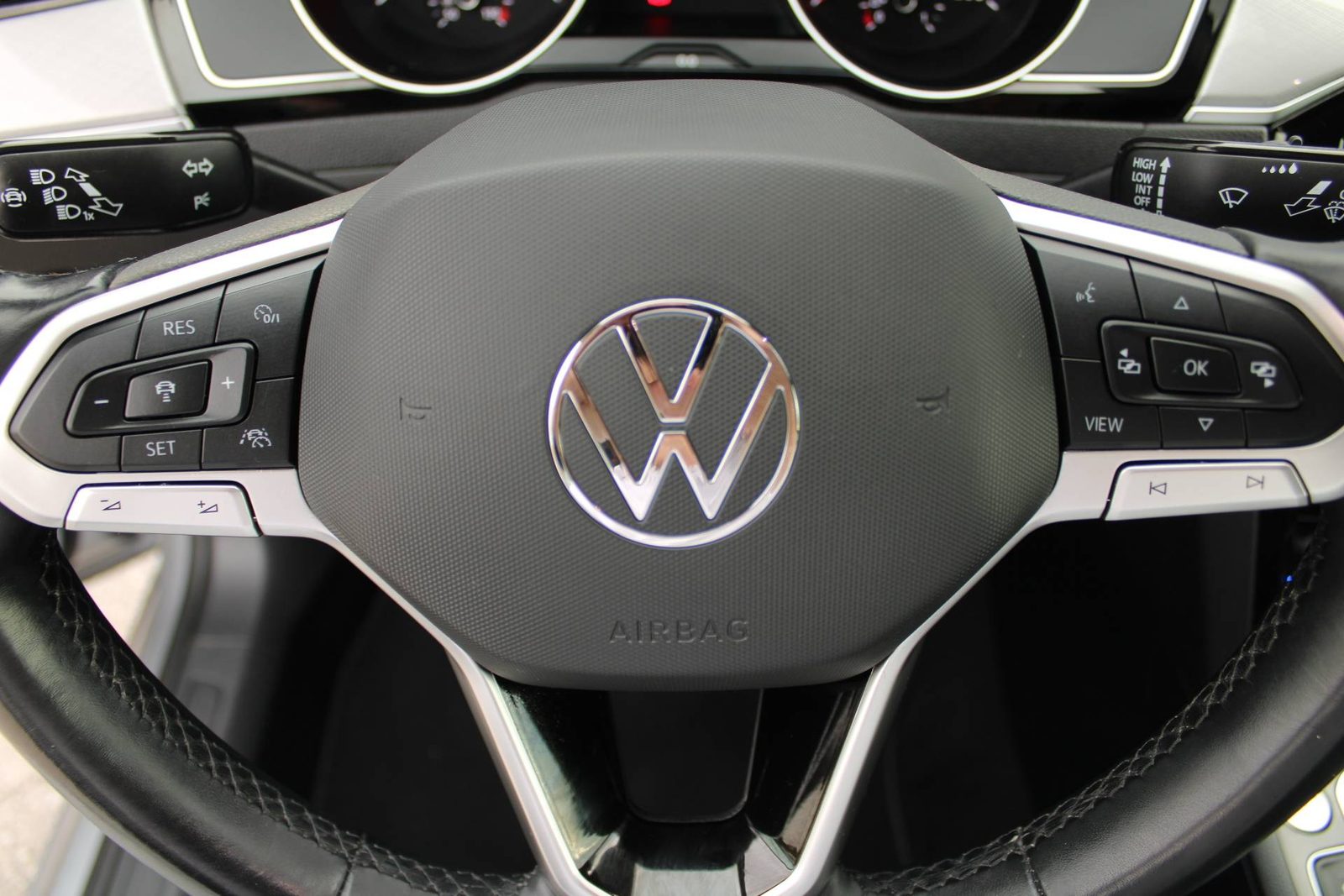 2022 Volkswagen Passat — fotografija 17