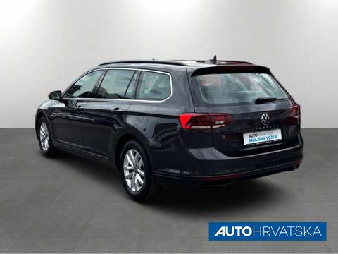 2021 Volkswagen Passat — sličica 4