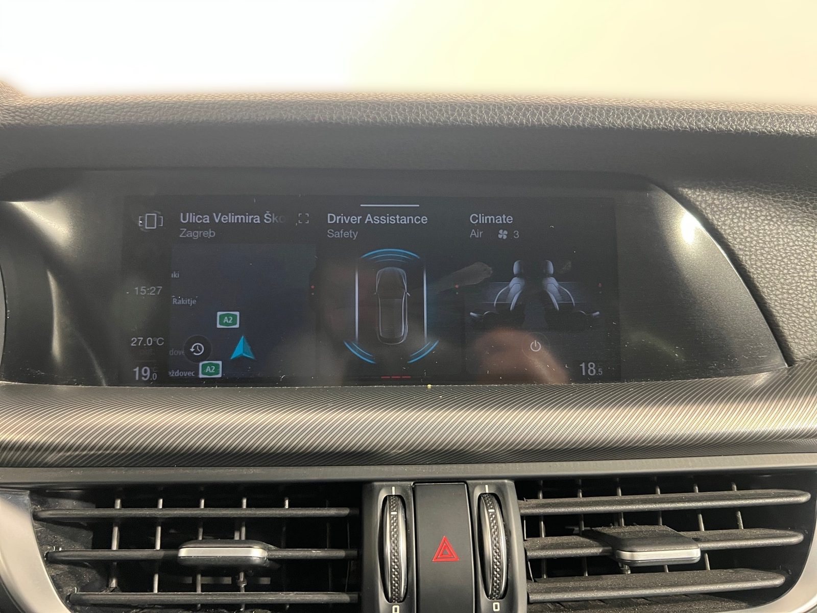 2021 Alfa Romeo Stelvio — fotografija 18