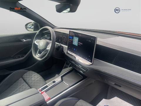 2025 Volkswagen Passat R-Line — sličica 10