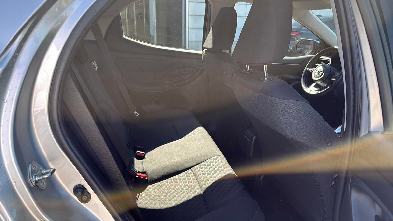 2022 Toyota Yaris — fotografija 10
