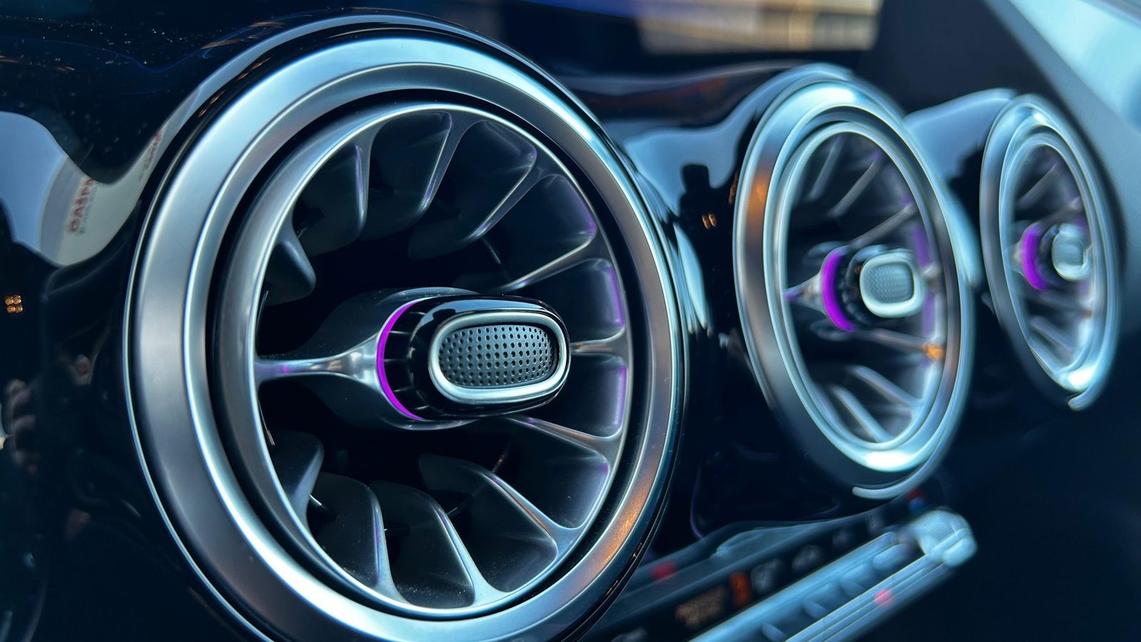 2025 Mercedes-Benz EQA — fotografija 12