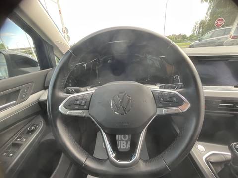 2024 Volkswagen Golf — sličica 25