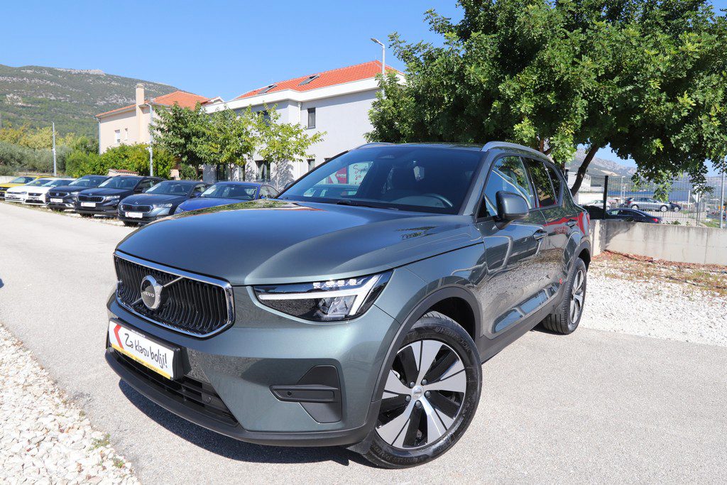 2026 Volvo XC40 — fotografija 14