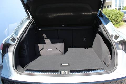 2026 Audi Q3 Sportback S line — sličica 16