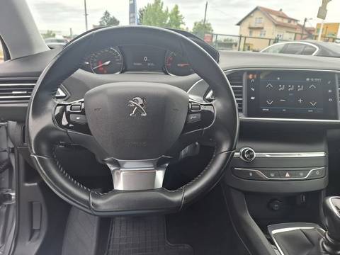 2021 Peugeot 308 — sličica 12