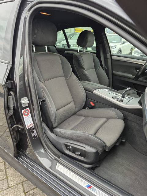 2015 BMW Serija 5 — sličica 22