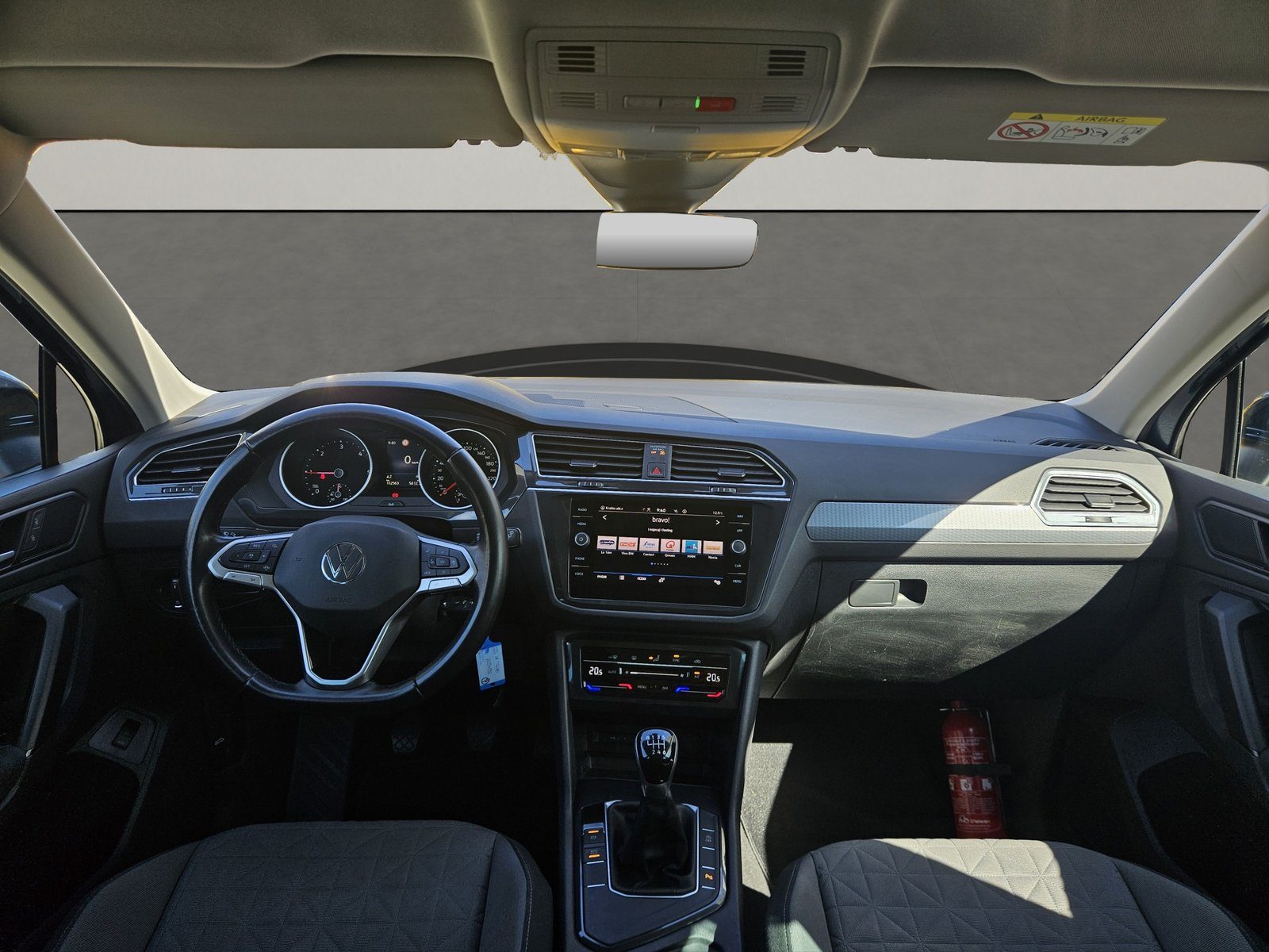 2021 Volkswagen Tiguan — fotografija 14