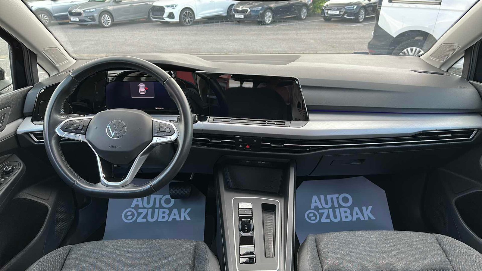 2023 Volkswagen Golf — fotografija 11