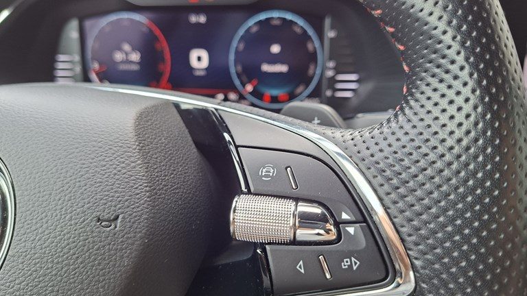 2021 Škoda Octavia — fotografija 22