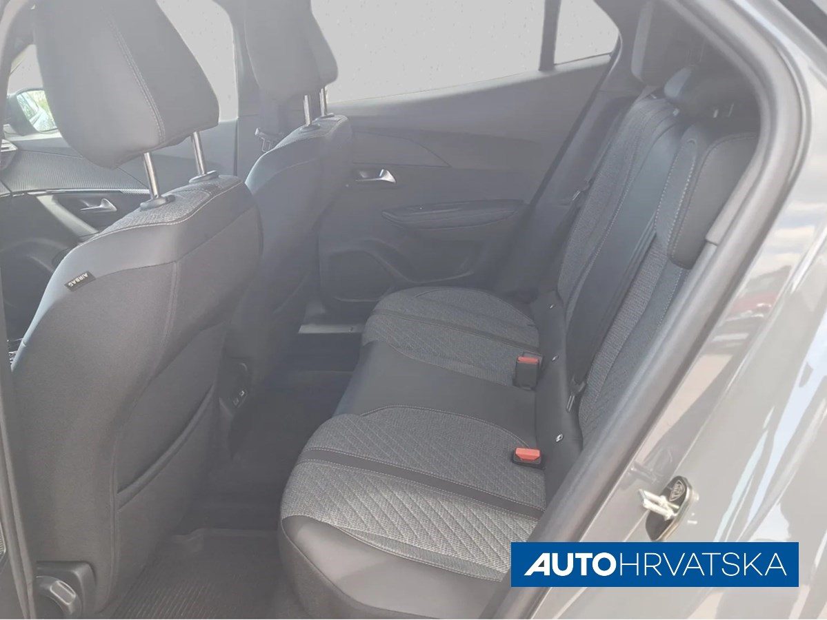 2024 Peugeot 2008 — fotografija 12