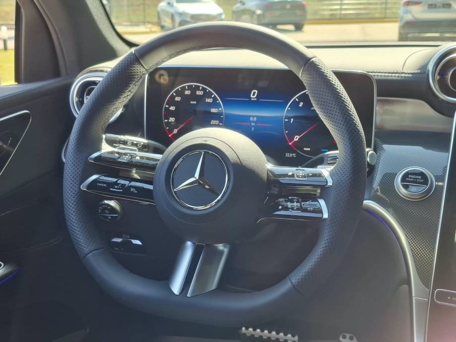 2026 Mercedes-Benz GLC — fotografija 16
