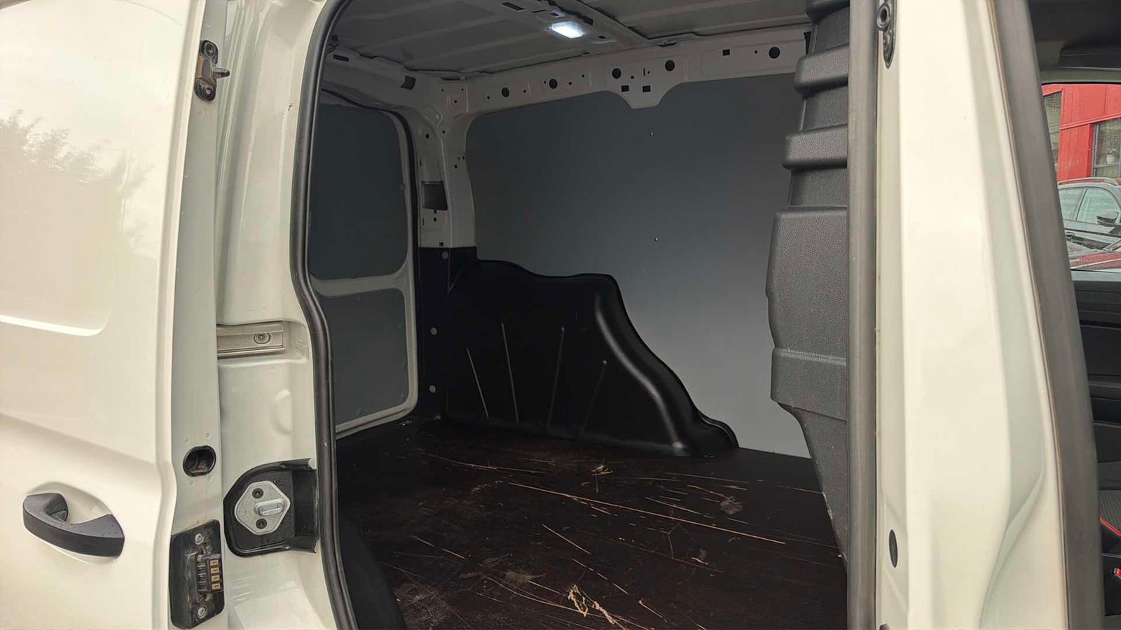 2023 Volkswagen Caddy — fotografija 10